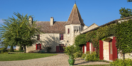 Chateau Puygeraud Francs Cotes de Bordeaux Gebäude